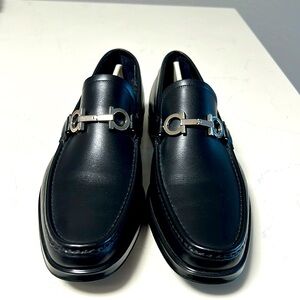 Salvatore Ferragamo Black Leather Loafers - Size 9 D - Excellent Condition